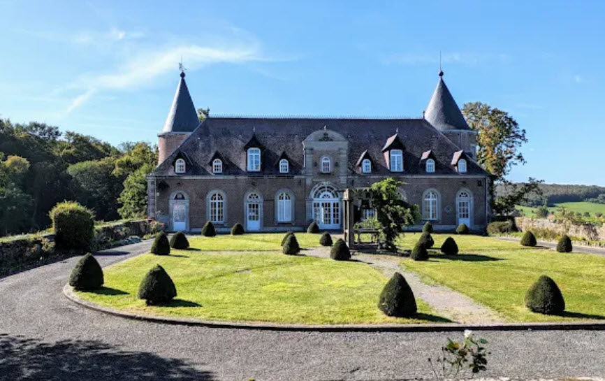 Château et parcs de Beauraing, Belgium